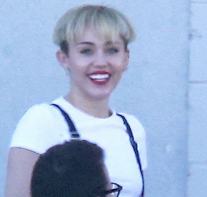 Miley Cyrus Mushroon Hairstyle